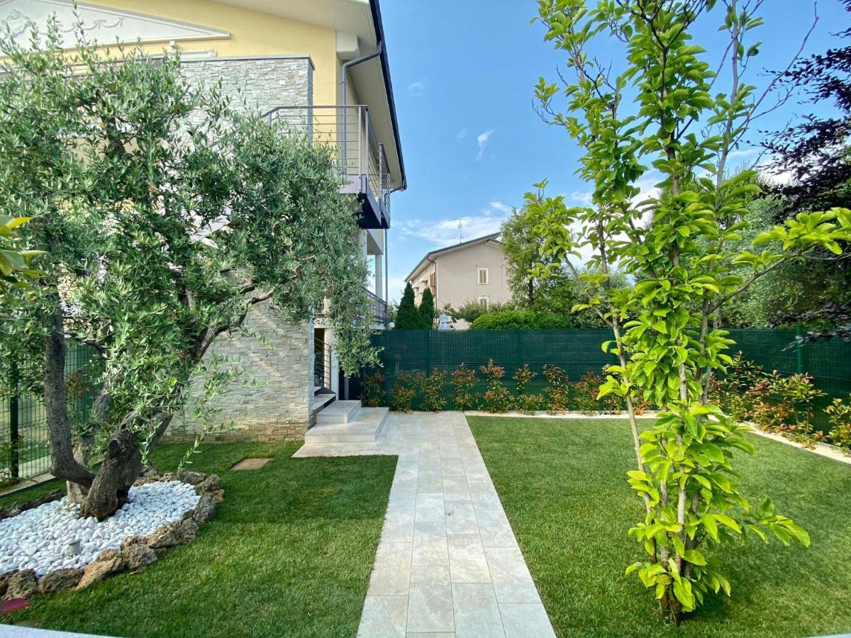 Villa Elena Desenzano del Garda Exterior photo